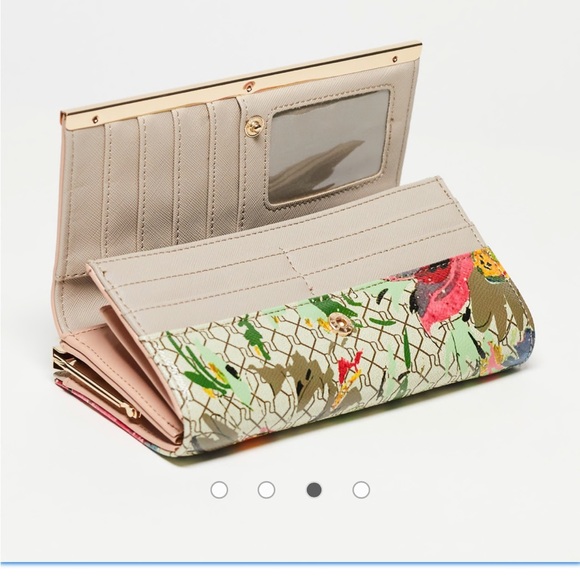 Wallet - Picture 3 of 7